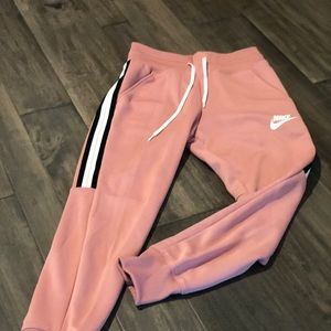 nike women's sportswear tracksuit joggers